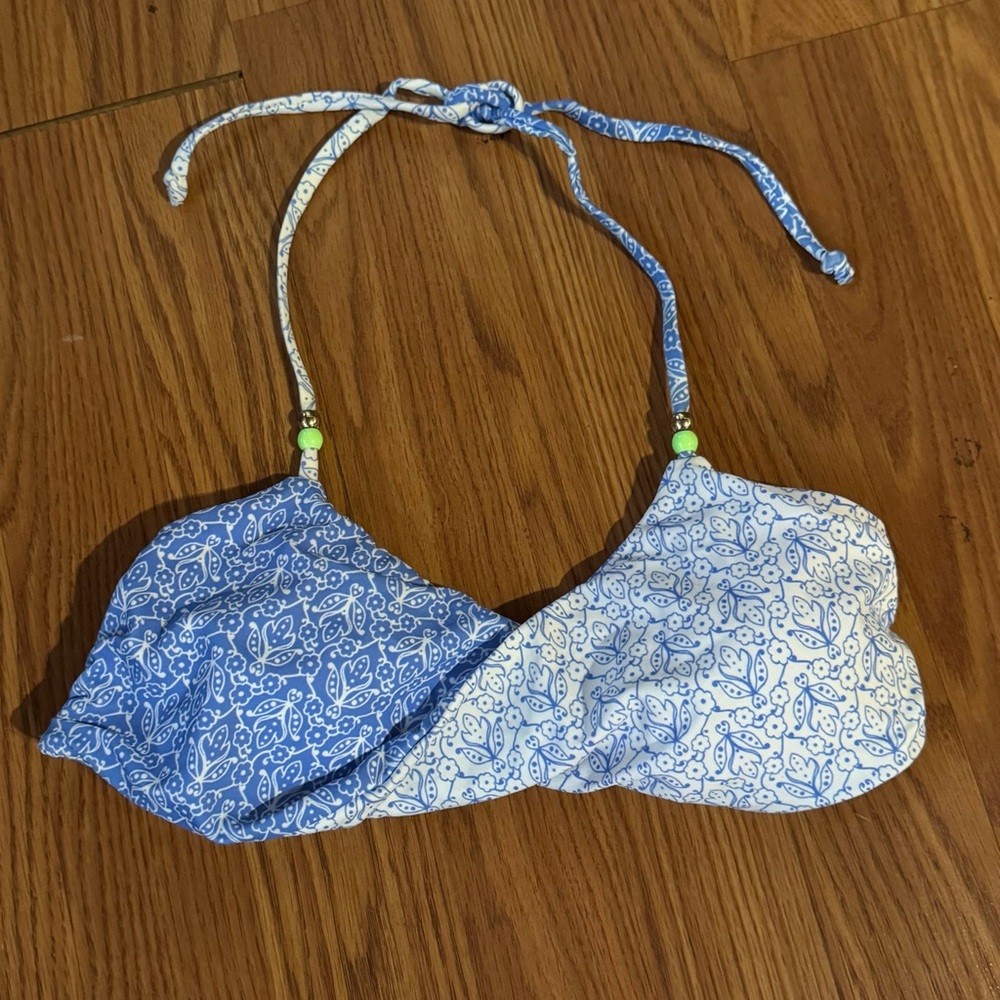 Victoria Secret Blue & White Floral Twisted Bandeau Halter Tie Bikini Top Size S - Picture 1 of 3